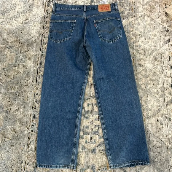 Men’s Levi’s 550 blue jeans. The size is 33x30. - Picture 4 of 6